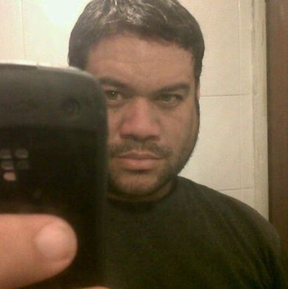 Meet your Posher, Carlos - Picture 1 of 1